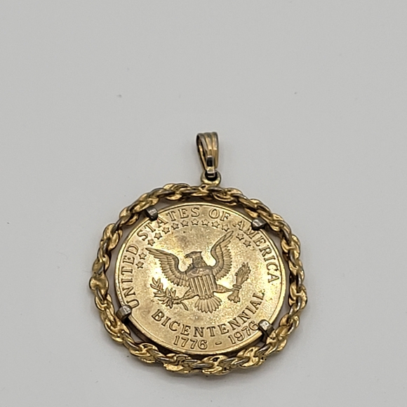 Avon Lady Liberty Necklace United States America Bicentennial Eagle 1776-1976 - Picture 7 of 10